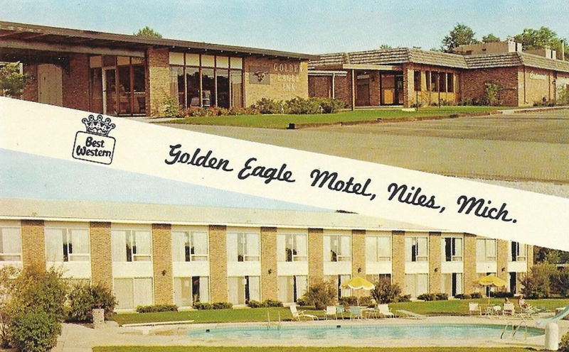 Golden Eagle Motel - Vintage Postcard